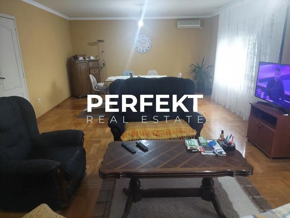 Prodaja, kuća, 156m², Stari Tamiš, Pančevo