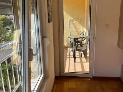 Izdavanje, jednosoban stan, 42m², Golubovina, Budva - image 3