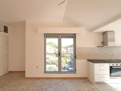 Prodaja, stan, 171m², Petrovac, Budva - image 4