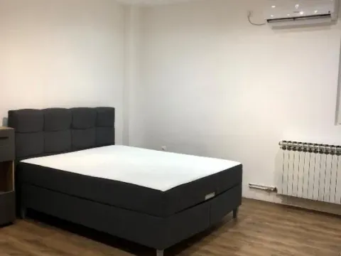 Rent, four bedroom apartment, 87m², Crveni Krst, Beograd - image 7