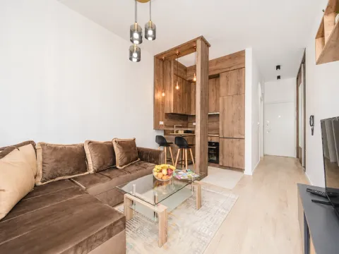 Izdavanje, garsonjera, 36m², Centar, Bar - image 4