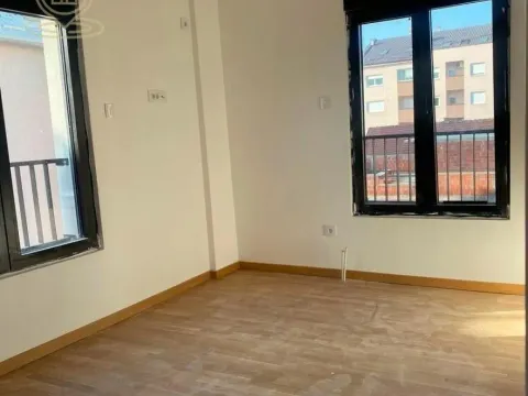Sale, four bedroom apartment, 79m², Centar, Niš - image 11