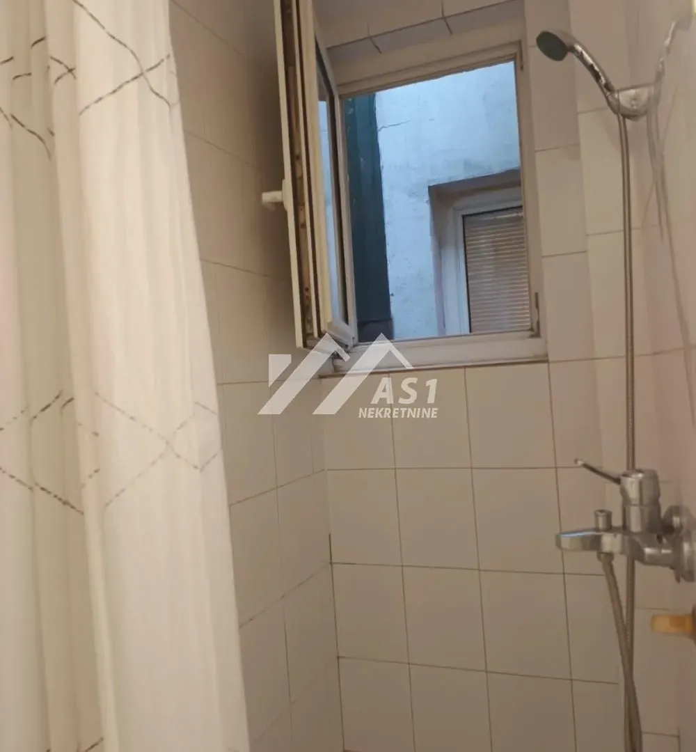 Prodaja, stan, 25m², Grbavica, Novi Sad Sve Podlokacije