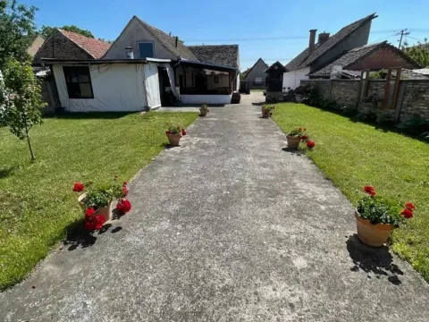 Prodaja, ugostiteljski objekat, 176m², Ruma, Srbija - image 13