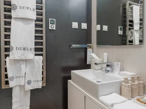 Prodaja, trosoban stan, 509m², Dukley Gardens, Budva - image 16