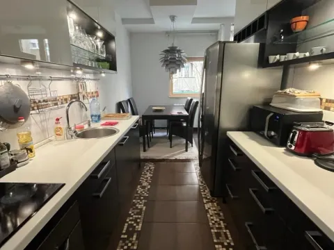 Izdavanje, četvorosoban stan, 87m², Stari Grad, Beograd - image 8