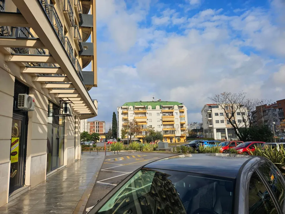 Rent, office space, 23m², Ljubović, Podgorica