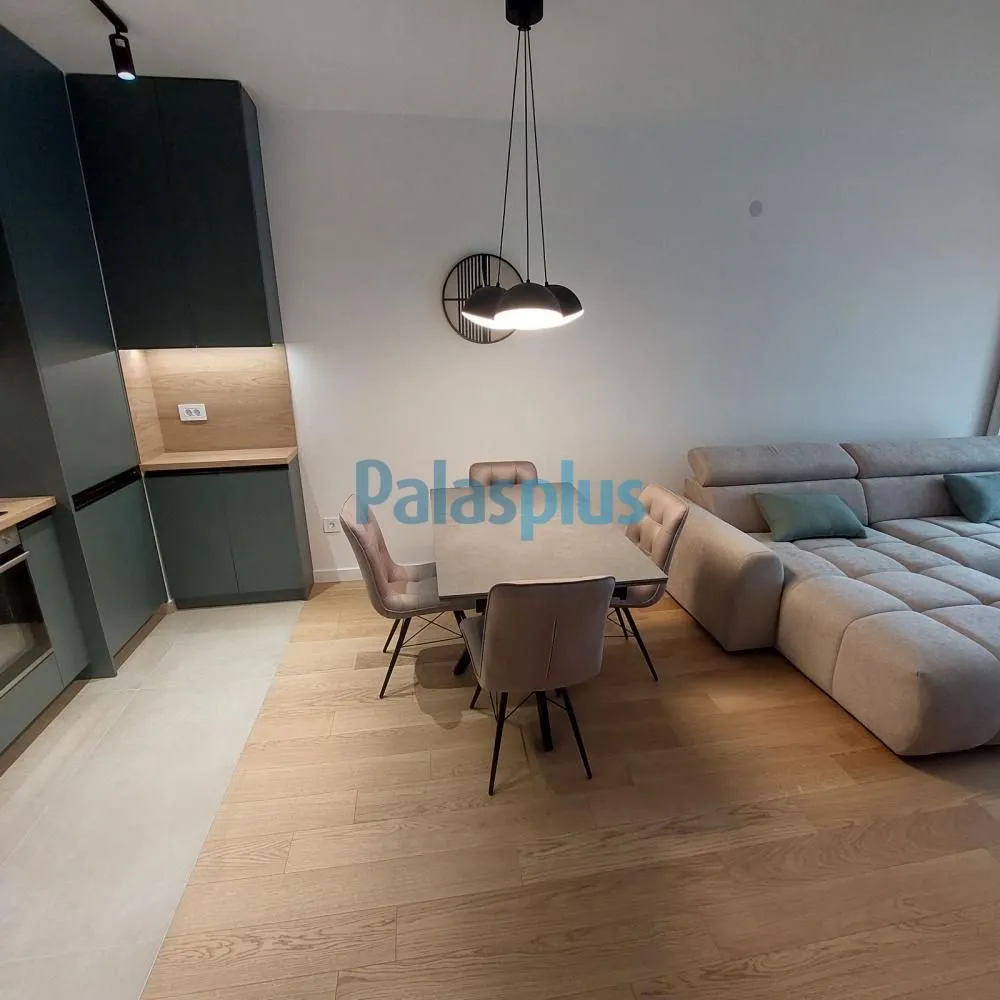 Rent, three bedroom apartment, 74m², Stari Grad, Beograd
