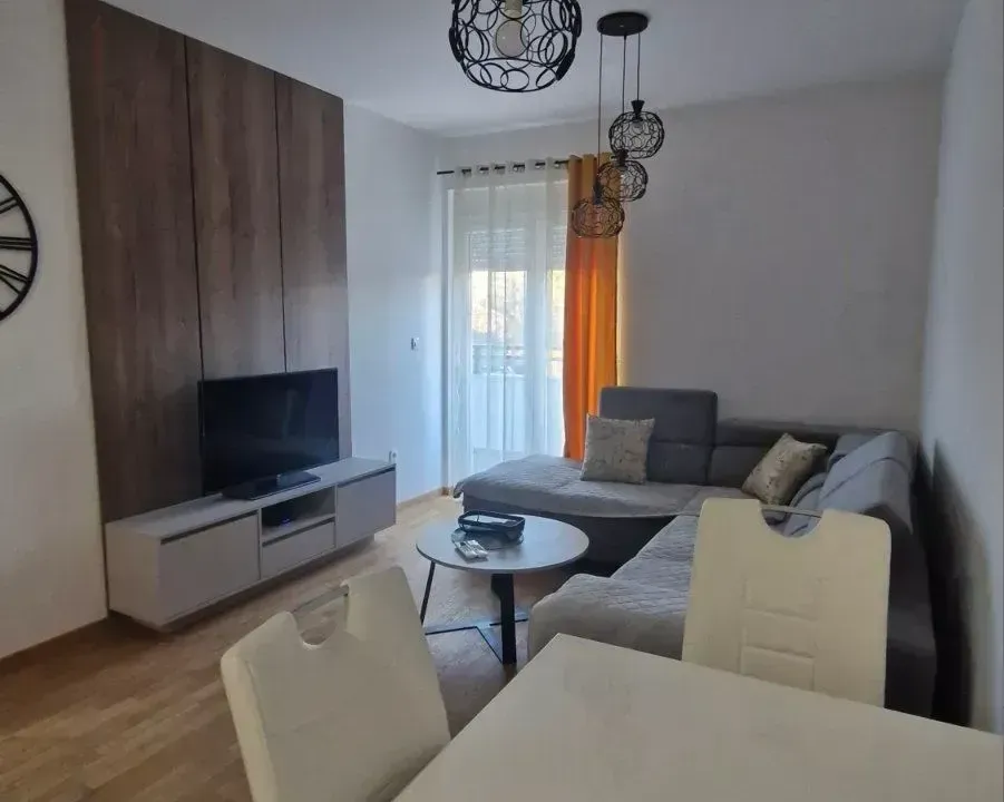 Prodaja, jednosoban stan, 44m², Pobrežje, Podgorica