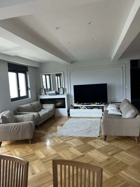 Sale, apartment, 209m², Vezirov Most, Podgorica
