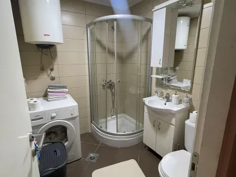 Izdavanje, stan, 87m², Centar, Podgorica - image 14