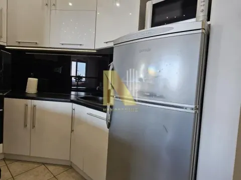 Izdavanje, dvosoban stan, 54m², Bulevar Evrope, Novi Sad Sve Podlokacije - image 10