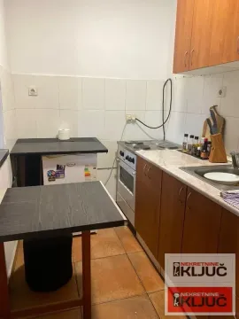 Izdavanje, garsonjera, 31m², Grbavica, Novi Sad Sve Podlokacije - image 2