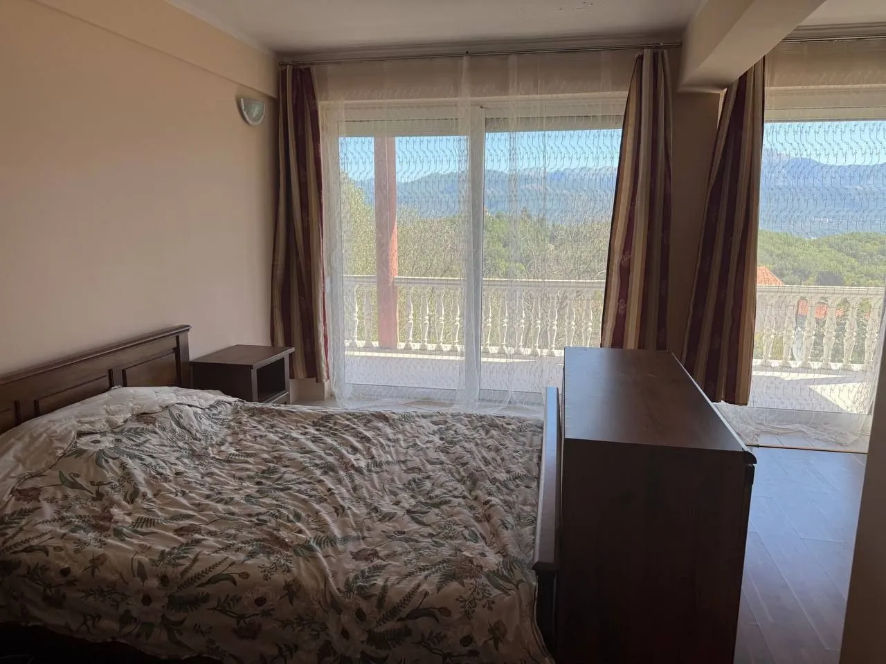 Rent, house, 300m², Tivat, Crna Gora