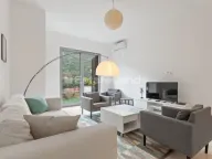 Prodaja, trosoban stan, 97m², Morinj, Kotor - image 1