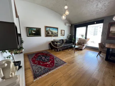 Prodaja, trosoban stan, 117m², Centar, Novi Sad - image 2