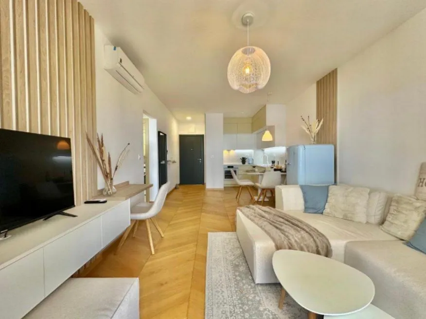 Sale, one bedroom apartment, 55m², Sveti Stefan, Budva