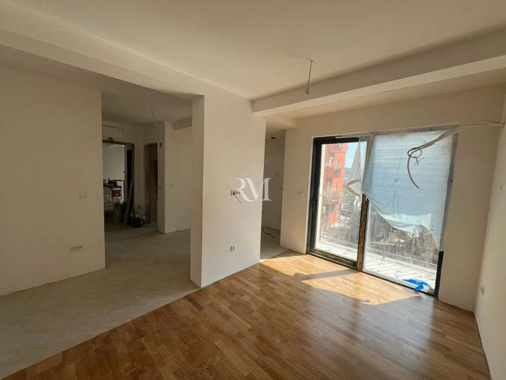 Prodaja, dvosoban stan, 61m², Kava, Tivat