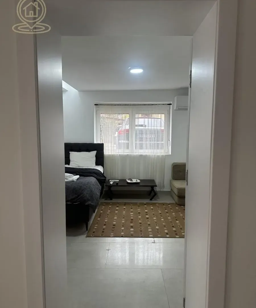 Rent, office space, 93m², Medijana, Niš