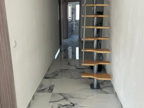 Rent, three bedroom apartment, 80m², Radanovići, Kotor - image 9