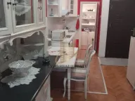 Izdavanje, četvorosoban stan, 120m², Centar, Novi Sad - image 4