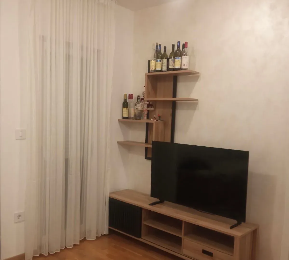 Izdavanje, jednosoban stan, 43m², Zabjelo, Podgorica