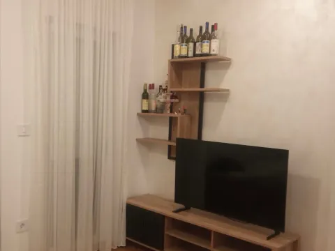 Izdavanje, jednosoban stan, 43m², Zabjelo, Podgorica - image 1