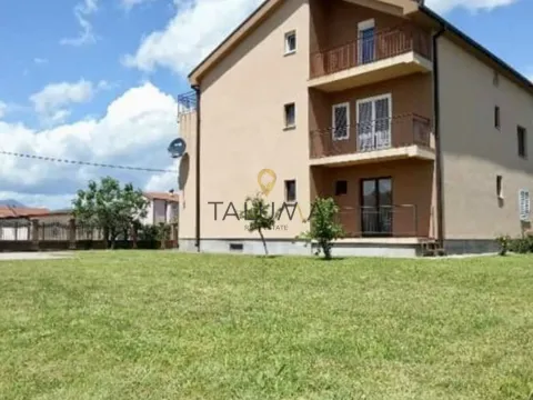 Prodaja, kuća, 460m², Donja Gorica, Podgorica - image 2