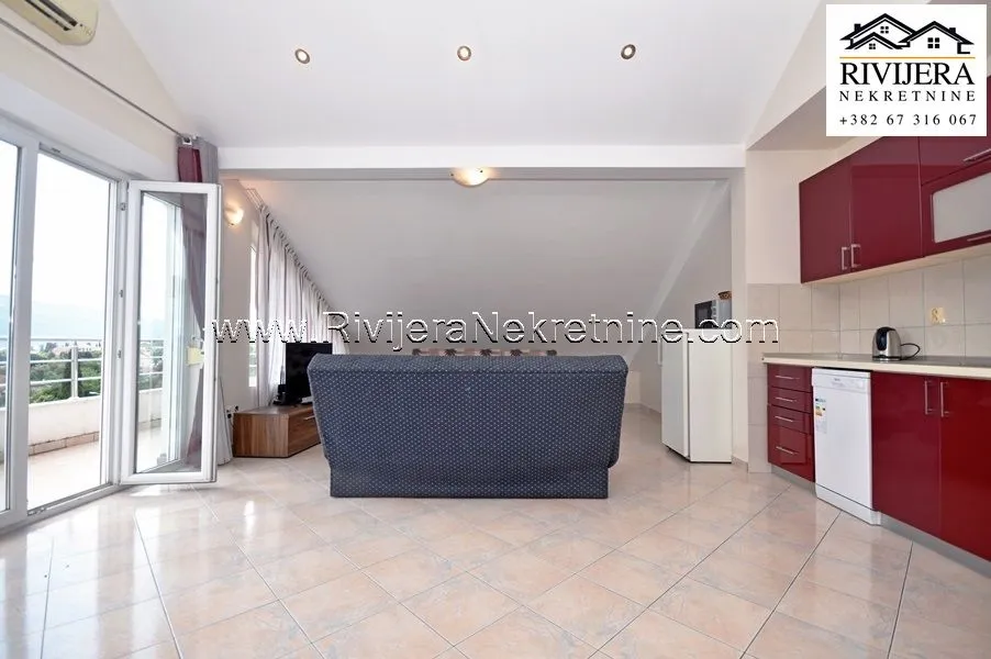 Prodaja, trosoban stan, 129m², Baošići, Herceg Novi