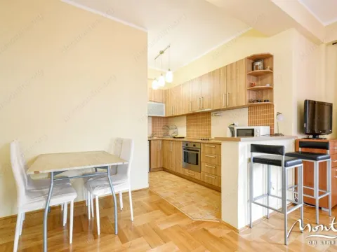 Prodaja, dvosoban stan, 64m², Budva, Crna Gora - image 13