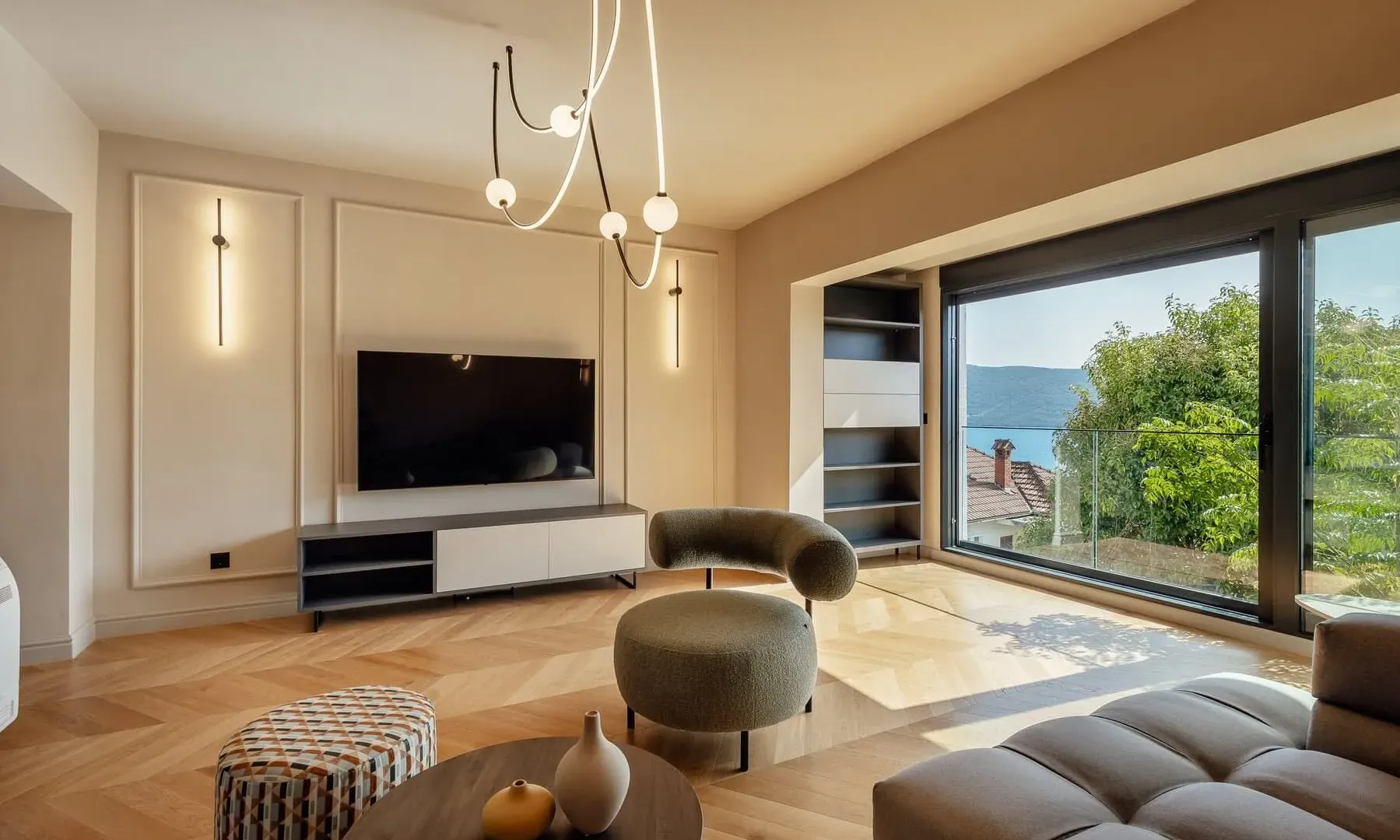 Prodaja, dvosoban stan, 180m², Kotor, Crna Gora