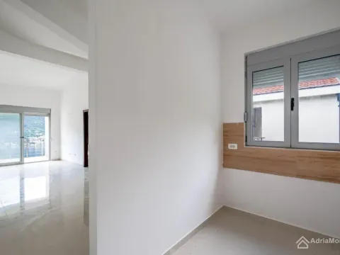 Prodaja, trosoban stan, 103m², Dobrota, Kotor - image 4