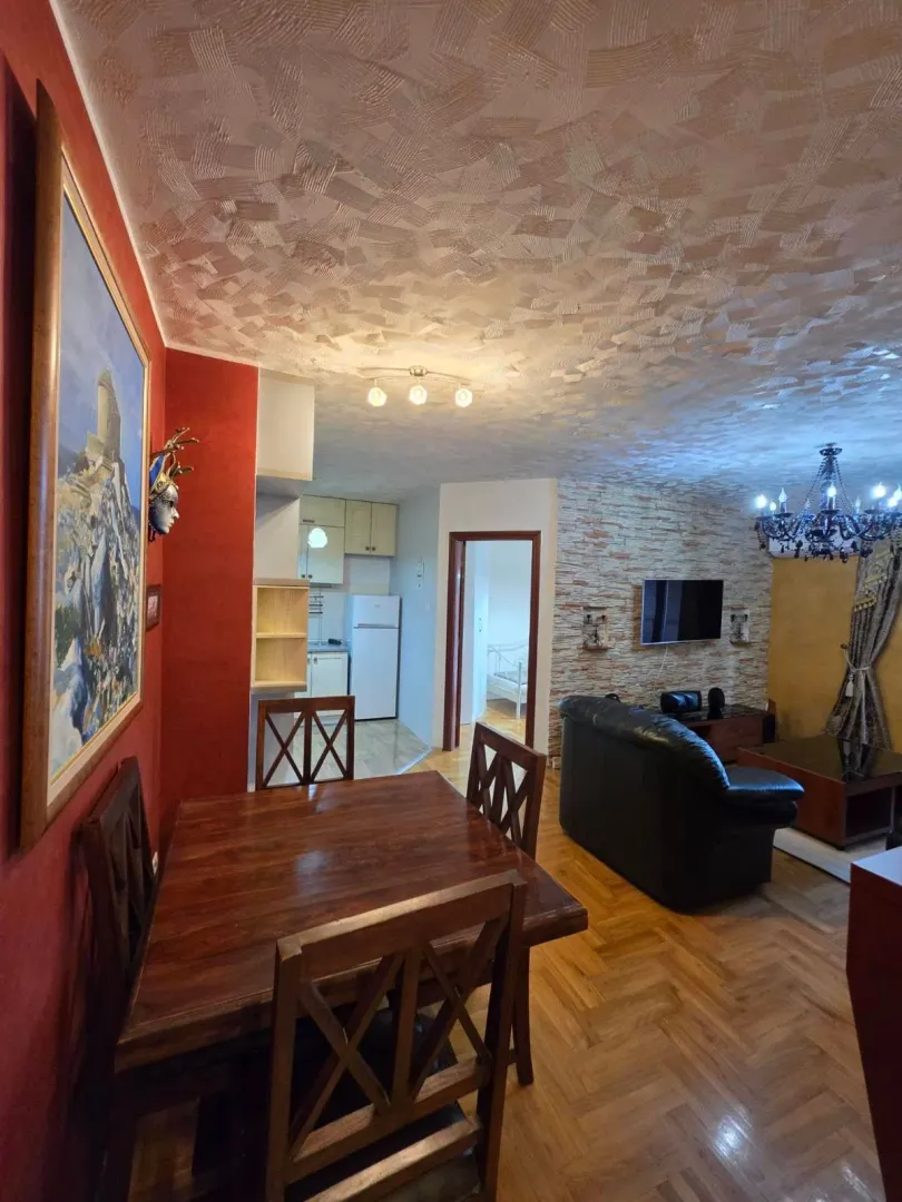 Izdavanje, dvosoban stan, 65m², City Kvart, Podgorica