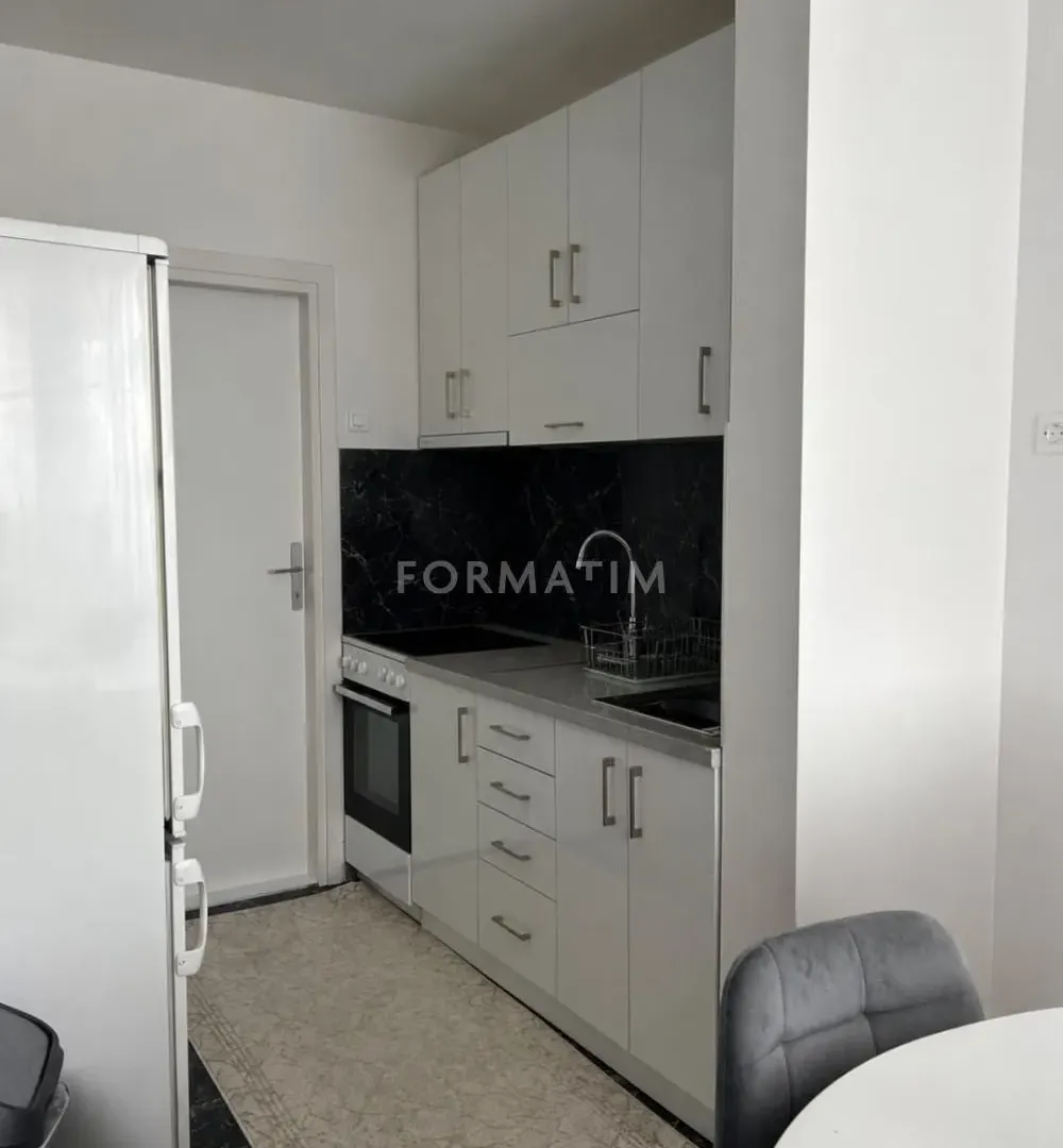 Rent, two bedroom apartment, 52m², Voždovac Sve Podlokacije, Beograd