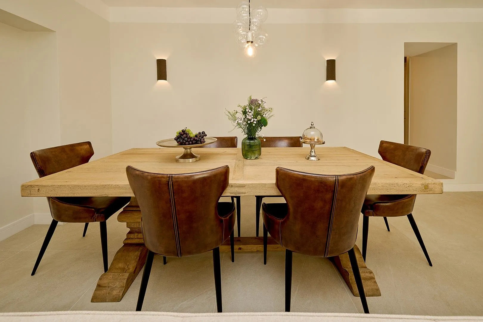 Rent, house, 200m², Dobrota, Kotor