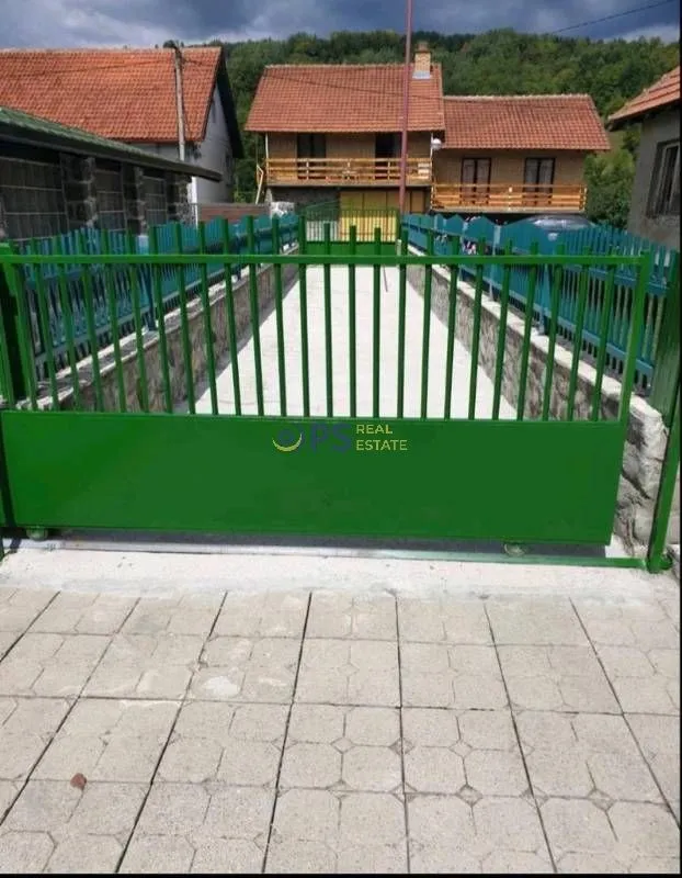 Prodaja, kuća, 304m², Kolašin, Crna Gora