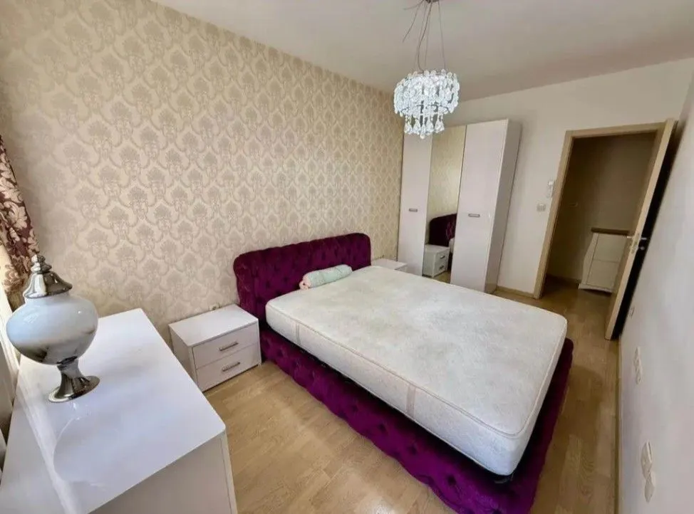 Izdavanje, trosoban stan, 100m², City Kvart, Podgorica