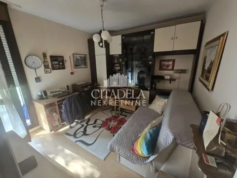 Prodaja, trosoban stan, 64m², Labudovo Brdo, Beograd - image 3