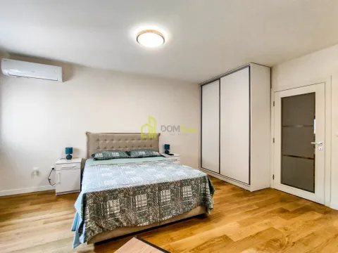 Prodaja, garsonjera, 33m², Central Point, Podgorica - image 7