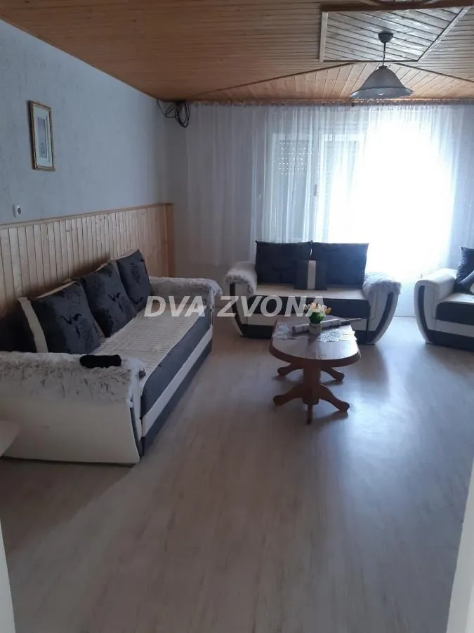Prodaja, kuća, 199m², Bečej, Novi Sad