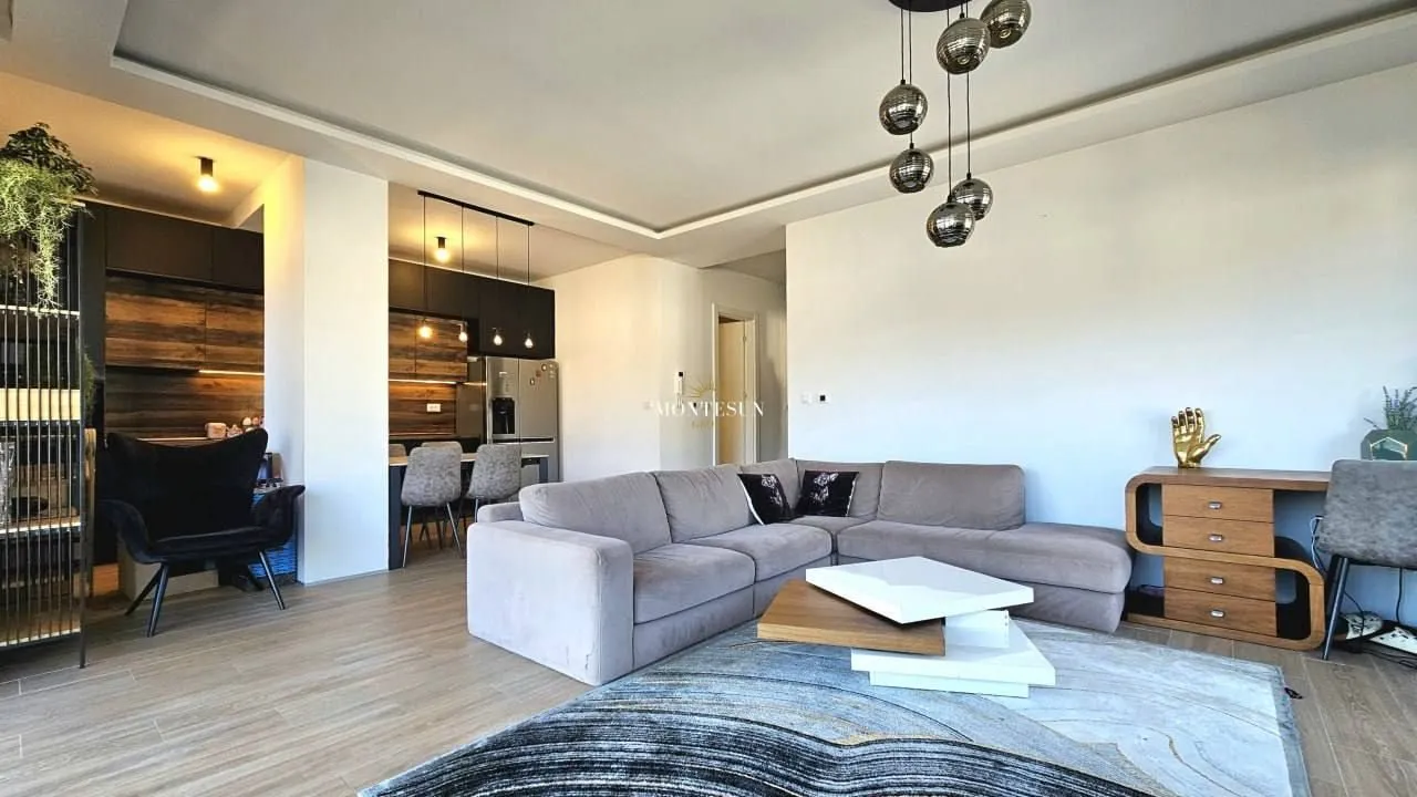 Rent, three bedroom apartment, 50m², Centar, Budva
