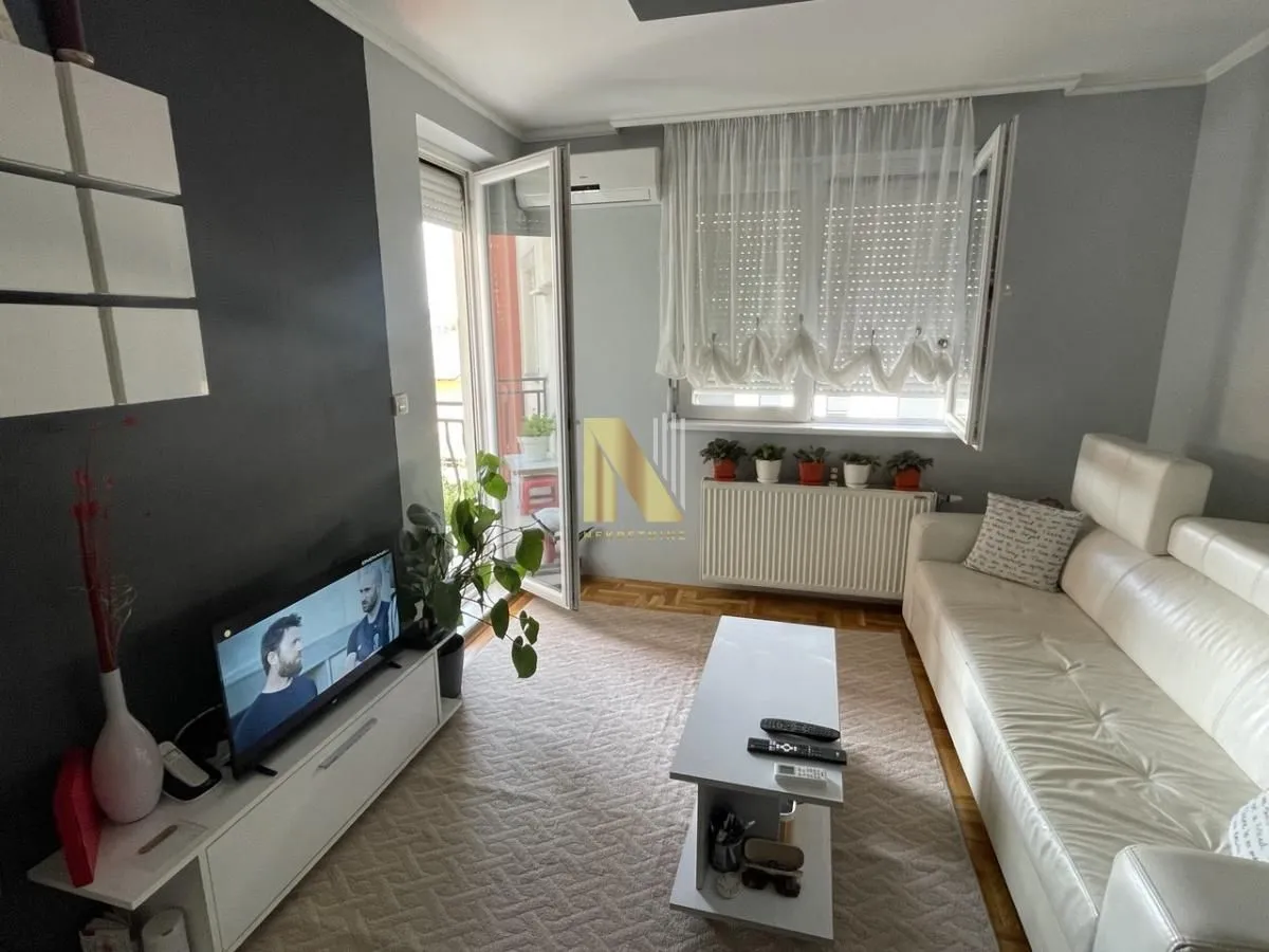 Izdavanje, jednosoban stan, 35m², Bulevar patrijarha Pavla, Novi Sad Sve Podlokacije
