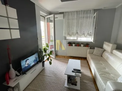 Izdavanje, jednosoban stan, 35m², Bulevar patrijarha Pavla, Novi Sad Sve Podlokacije - image 2