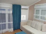 Izdavanje, trosoban stan, 95m², Lazi, Budva - image 9