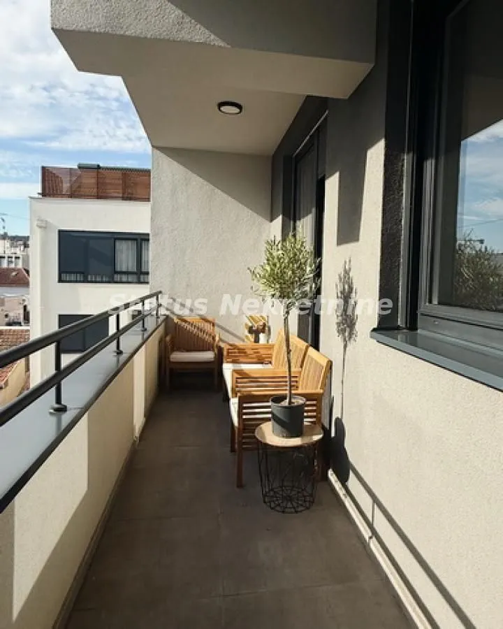 Prodaja, stan, 112m², Centar, Novi Sad