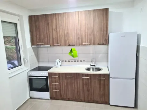 Izdavanje, trosoban stan, 76m², Palilula, Niš - image 2