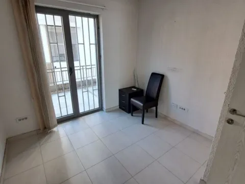 Rent, office space, 162m², Krivi Most, Podgorica - image 3