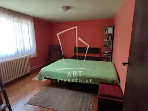 Prodaja, kuća, 253m², Kumodraž Sve Podlokacije, Beograd - image 12