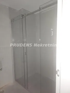 Prodaja, trosoban stan, 79m², Banovo Brdo, Beograd - image 9