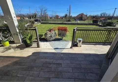 Izdavanje, kuća, 125m², Golubovci, Podgorica - image 32